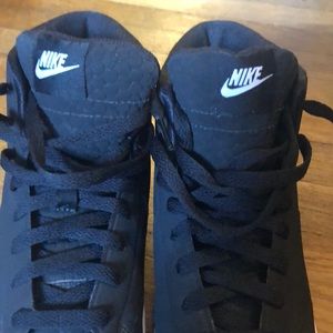 NIKE high top sneakers